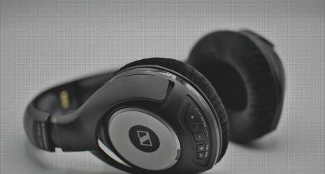 Comparativa de los auriculares Bluetooth con la mejor integración de asistente virtual para mayor comodidad.