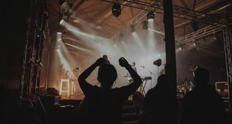 ¿Los micrófonos Bluetooth pueden utilizarse en eventos en vivo?